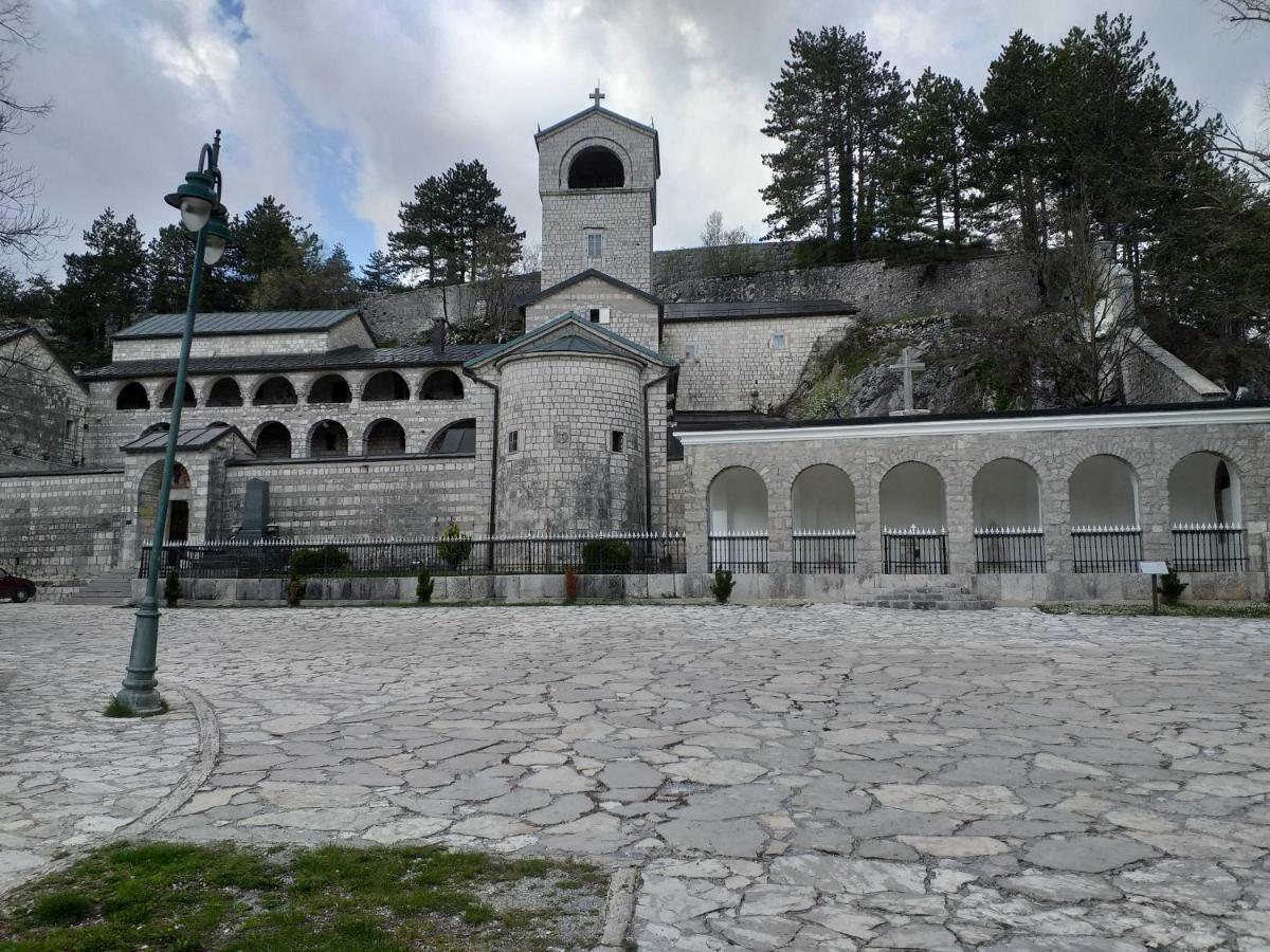 Ferienwohnung Apartman Donji Kraj Cetinje Exterior foto