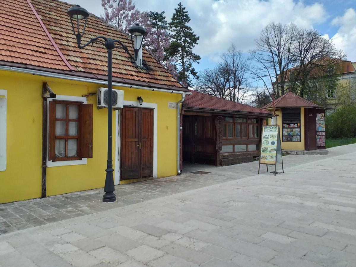 Ferienwohnung Apartman Donji Kraj Cetinje Exterior foto