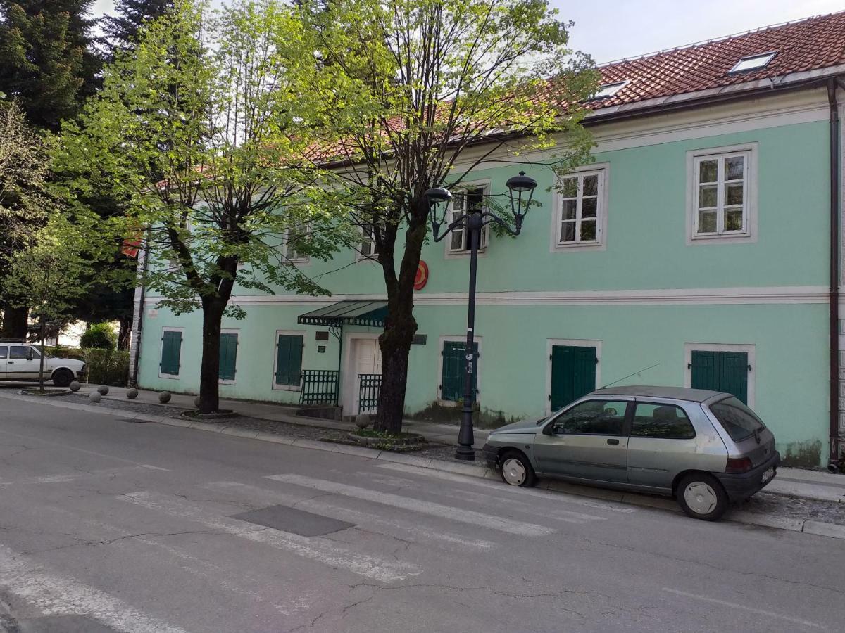 Ferienwohnung Apartman Donji Kraj Cetinje Exterior foto